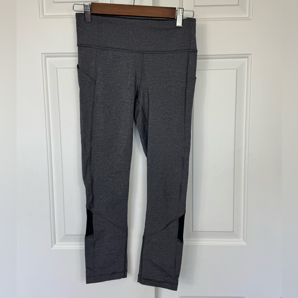 Lululemon Leggings Women’s Size‎ 4 Pace Rival Crop Tight Heathered Gray Black